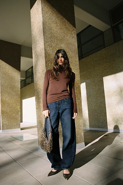 PULL BASIQUE EN MAILLE UNIE