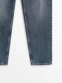 High-waist relaxed fit barrel jeans