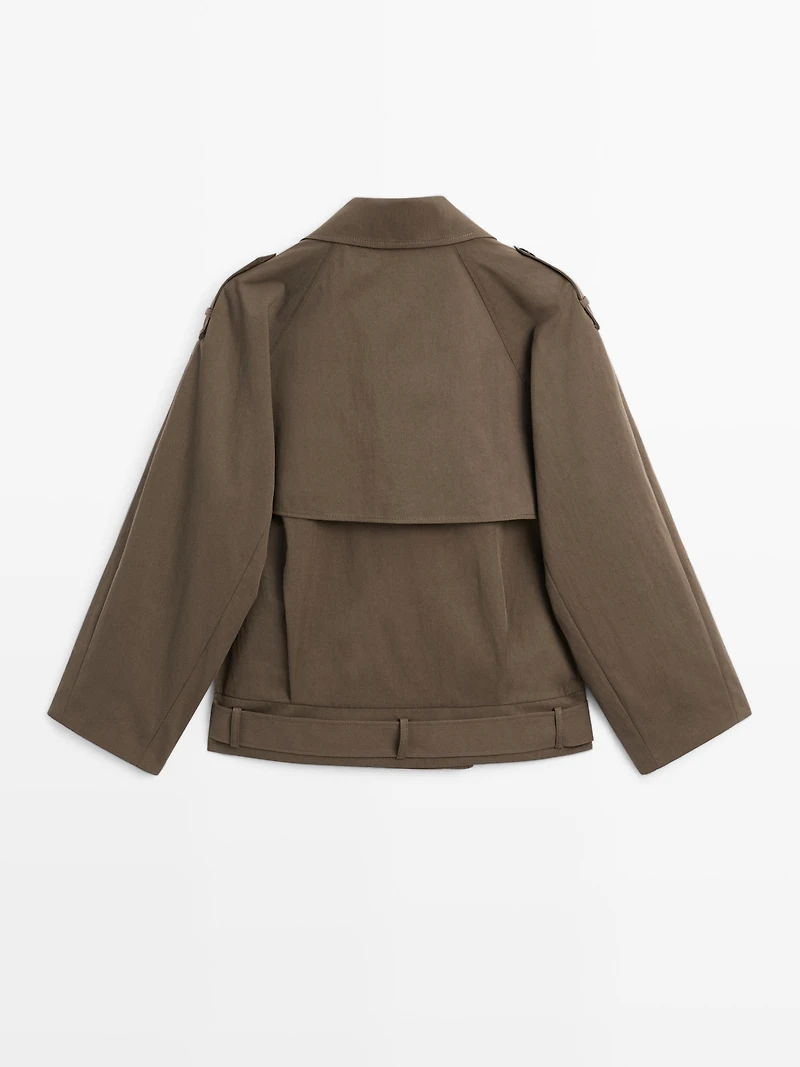 Short trench coat with belt detail
