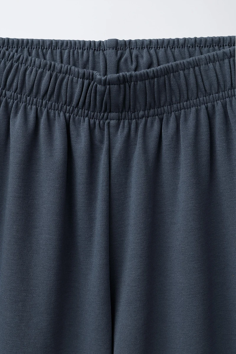 ENSEMBLE SWEAT ET PANTALON EN MOLLETON À JAMBES LARGES UNIE