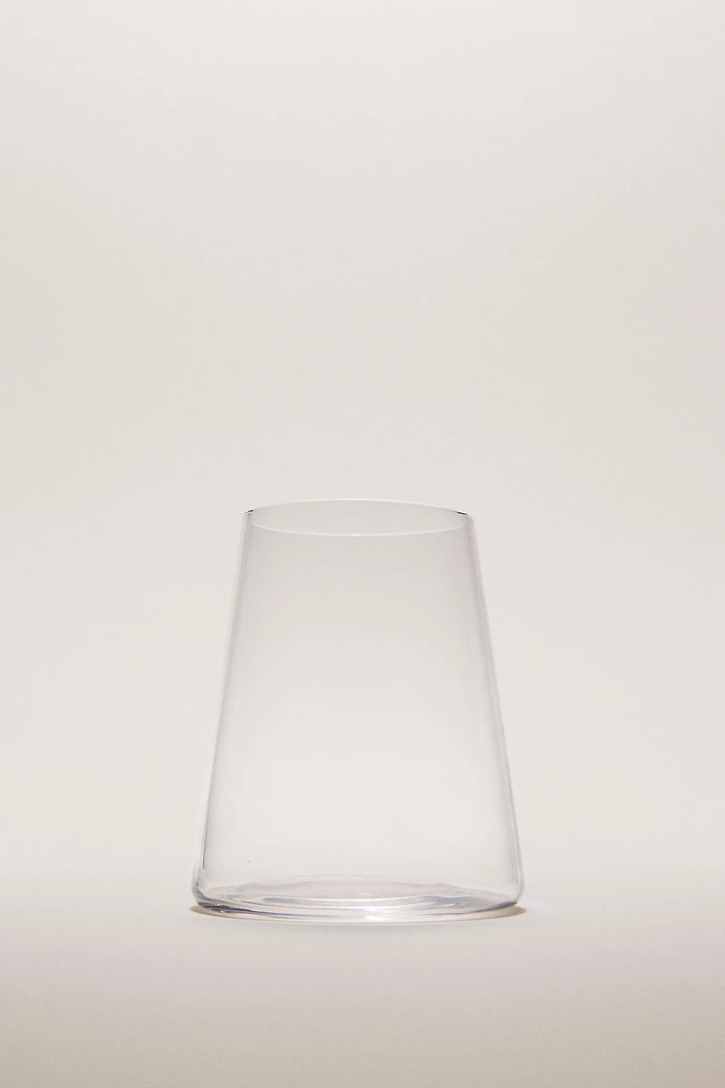CONICAL CRYSTALLINE TUMBLER