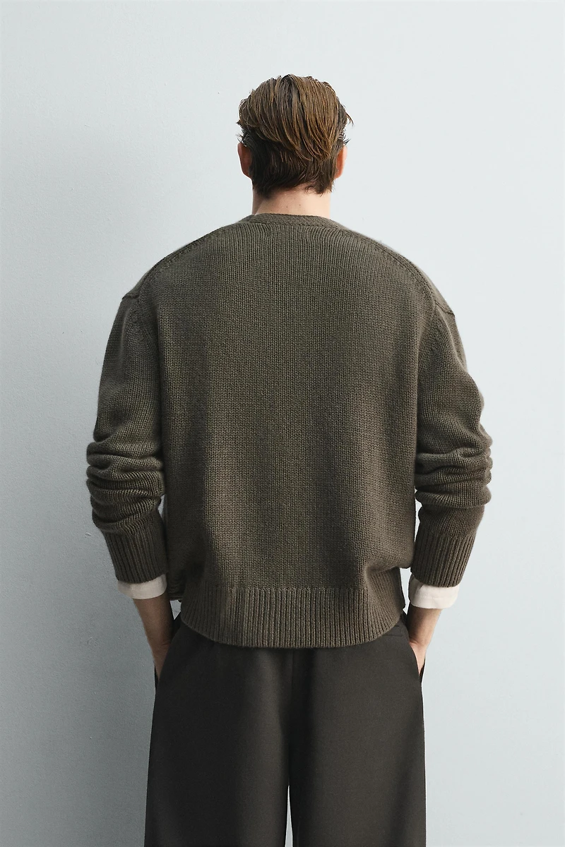 WOOL - CASHMERE CARDIGAN LIMITED EDITION