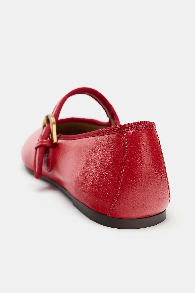 BALLERINES PLATES EN CUIR