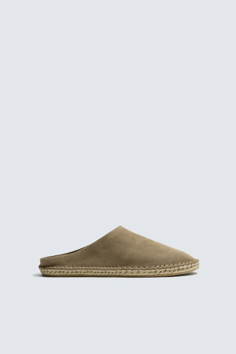 LEATHER CLOGS