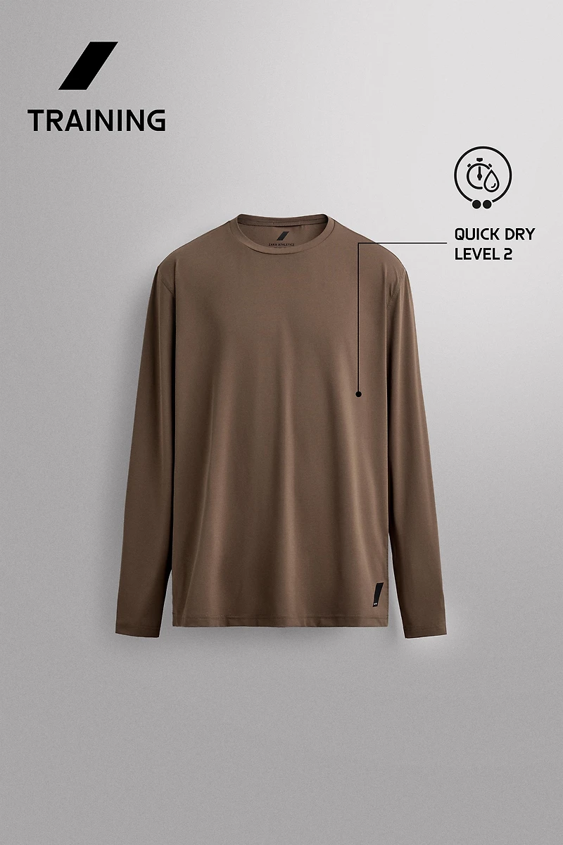 BASIC LONG SLEEVE TECHNICAL T-SHIRT