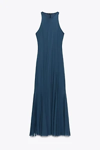 ROBE LONGUE EN TULLE À GODETS