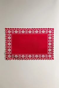 CHRISTMAS PLACEMAT WITH GEOMETRIC EMBROIDERY