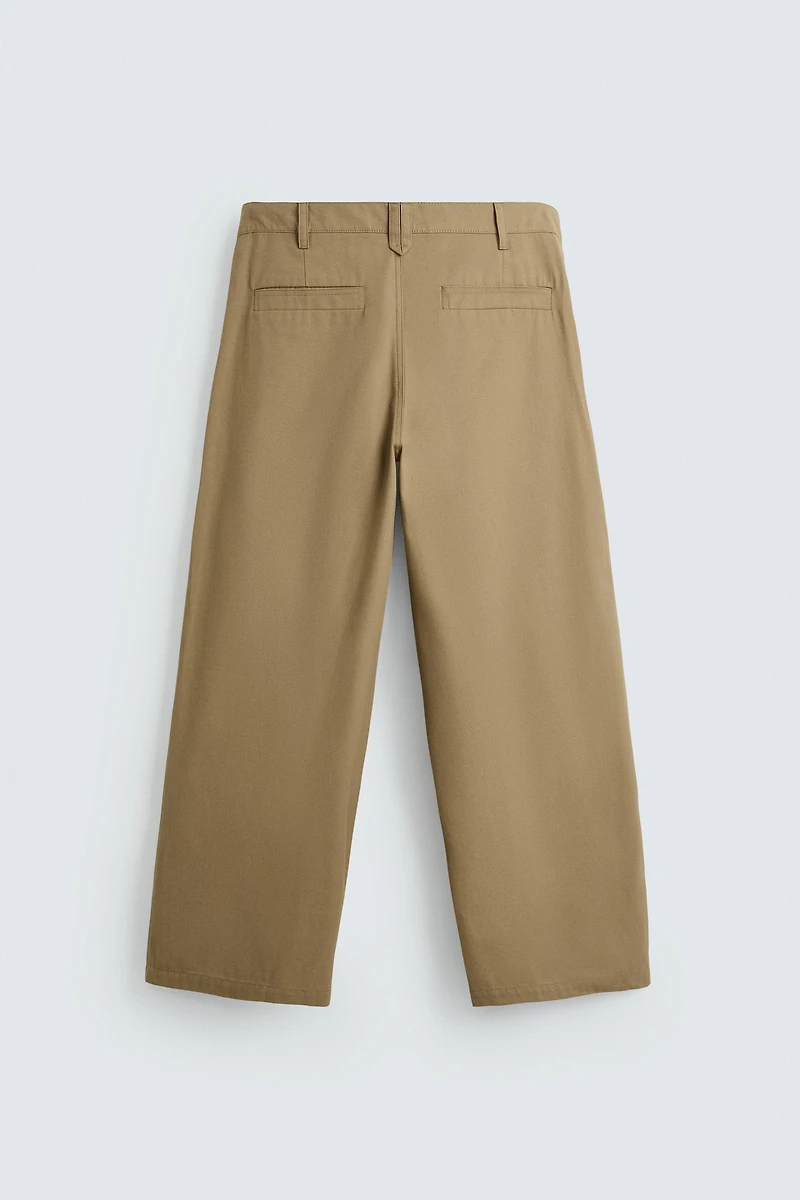 PLEATED WIDE FIT PANTS