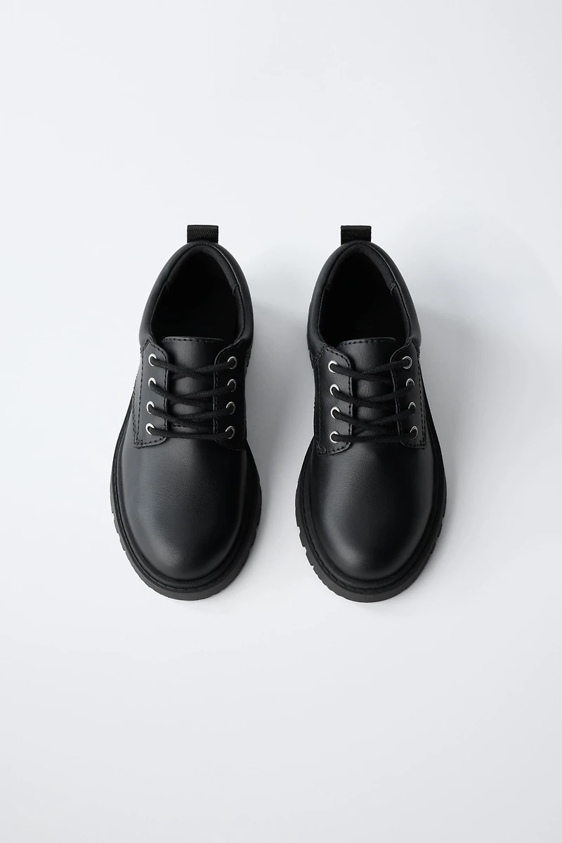 LACE-UP DERBY SHOES