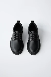 LACE-UP DERBY SHOES