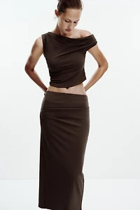 TEXTURED MIDI SKIRT