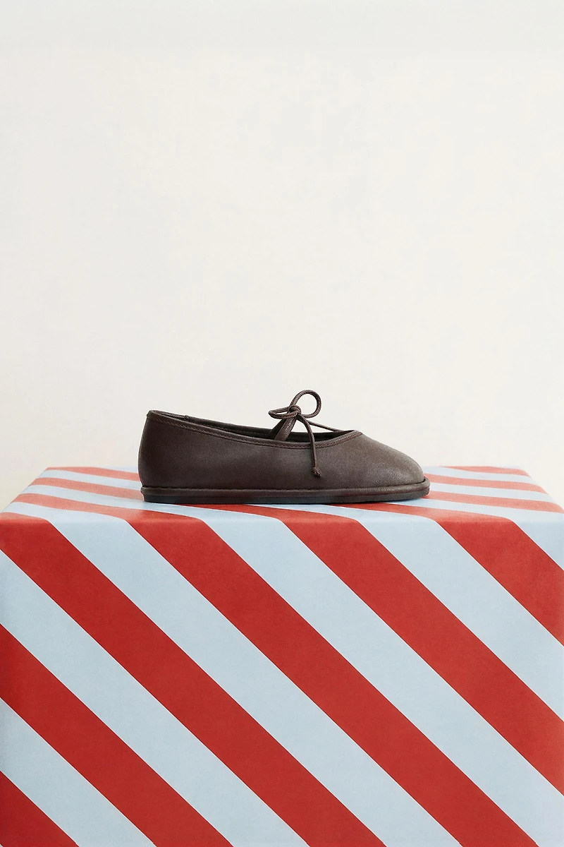LEATHER BALLET FLATS