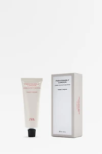 FASHIONABLY LONDON HAND LOTION 50 ML (1.7 FL. OZ)