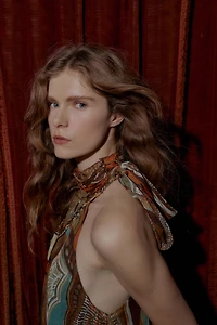 ASYMMETRIC METALLIC THREAD PRINT TOP