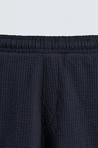 REGULAR FIT SEERSUCKER SHORTS