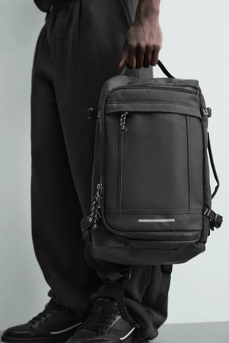 TECHNICAL TRAVEL BACKPACK