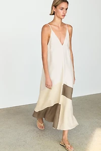 Contrast flowing midi dress