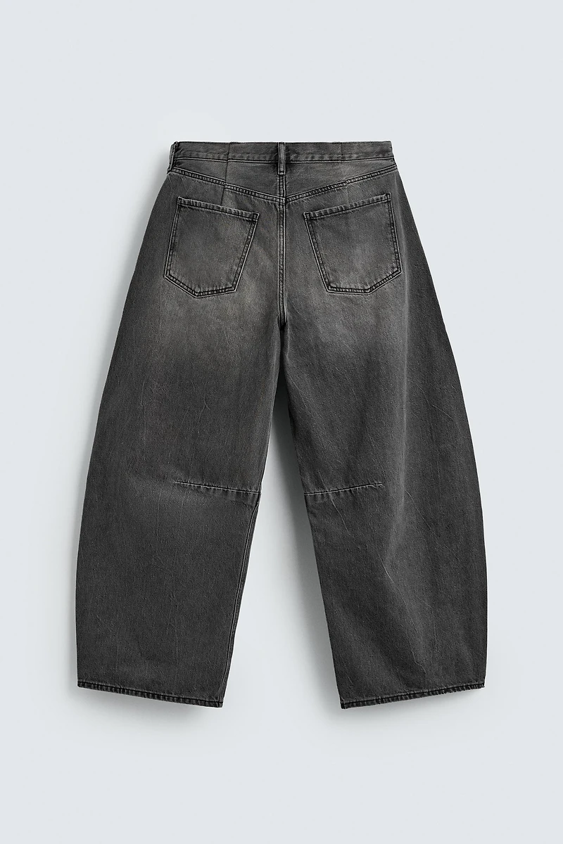 RELAXED BARREL FIT JEANS WITH DARTS