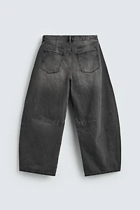 RELAXED BARREL FIT JEANS WITH DARTS