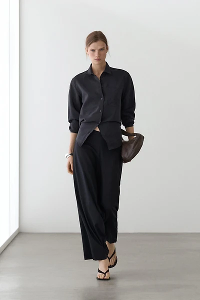 Flowing technical shirt