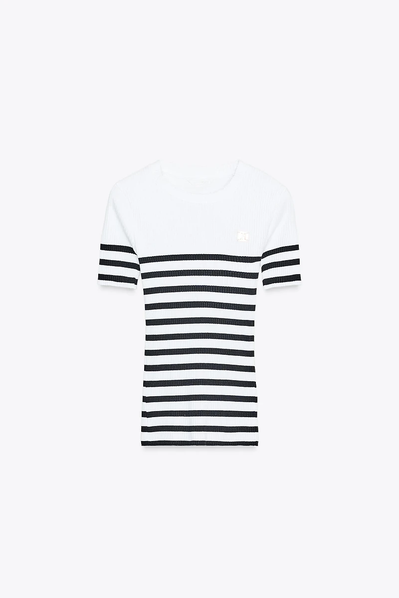 ZARA STRIPED BROOCH T-SHIRT
