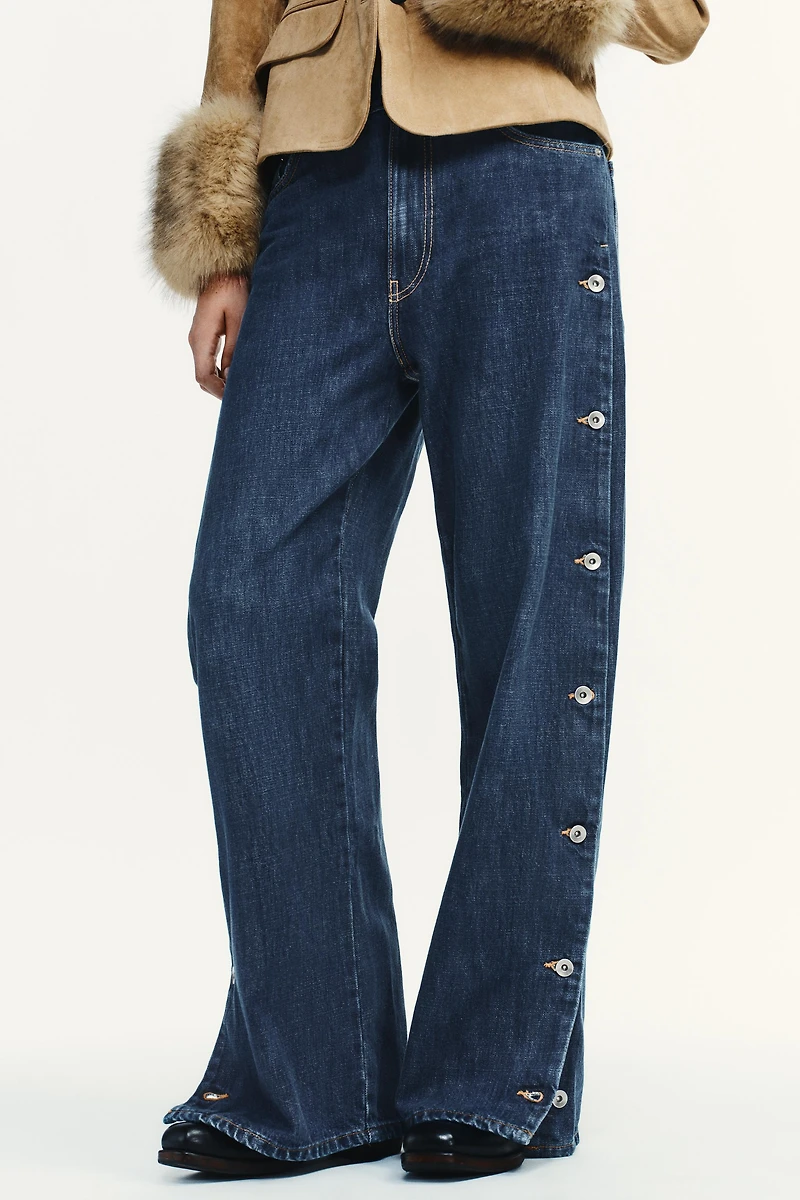 TRF MID-RISE BAGGY BUTTON JEANS