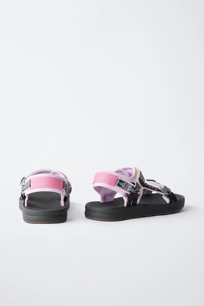 EMBROIDERED TECHNICAL SANDALS
