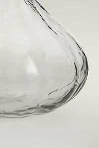 RAISED DESIGN GLASS DECANTER