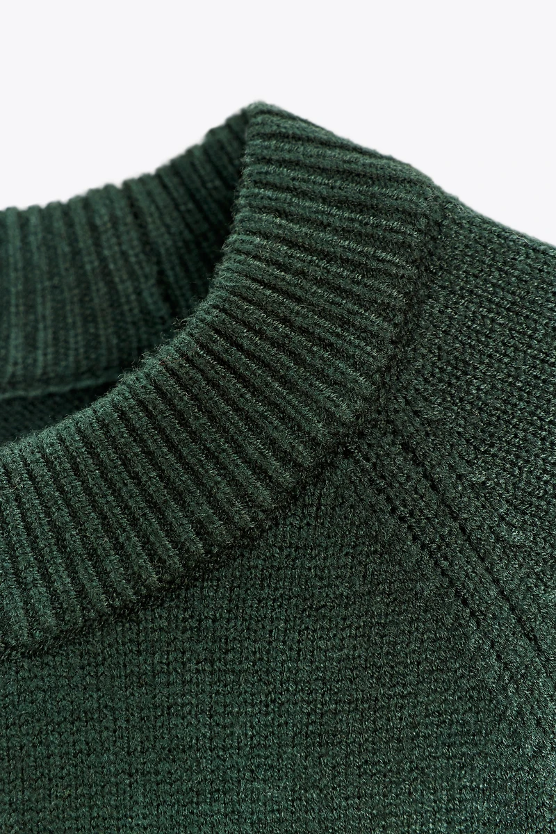 PULL EN MAILLE À MANCHES AMPLES
