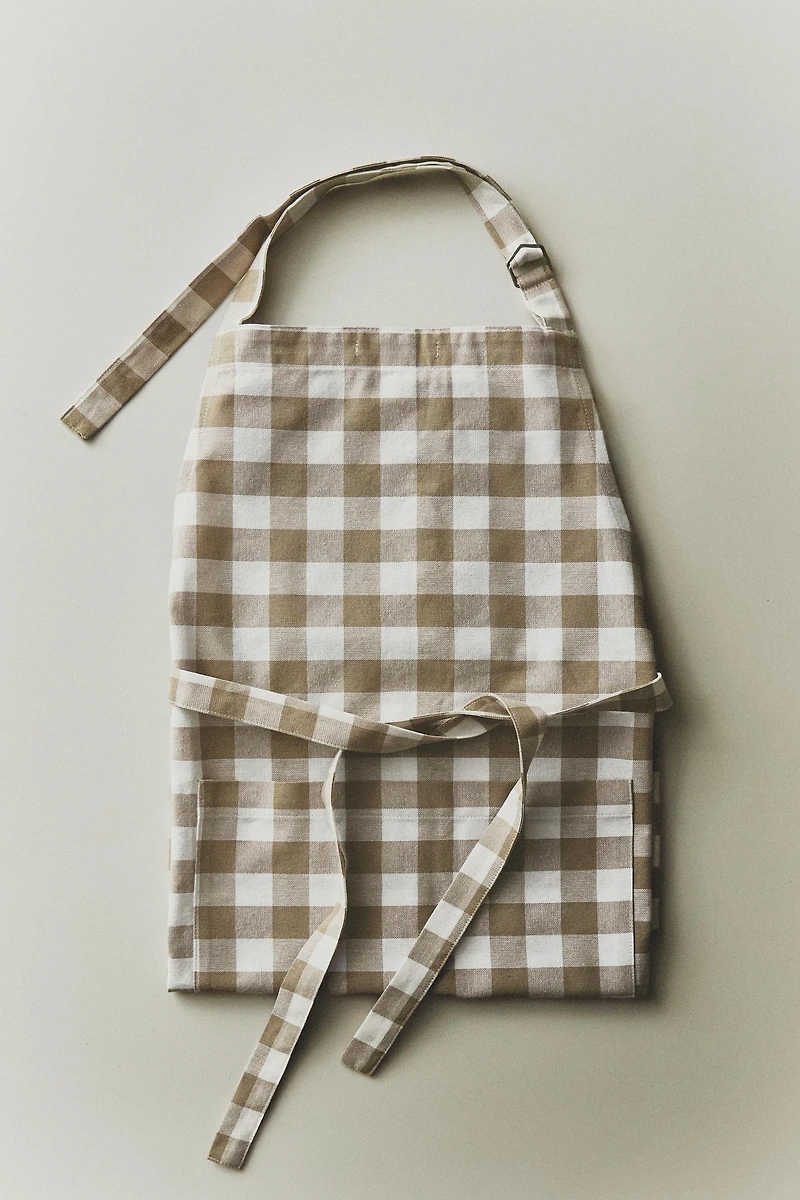 DYED THREAD APRON