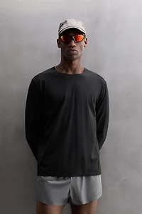 PERFORATED TECHNICAL T-SHIRT