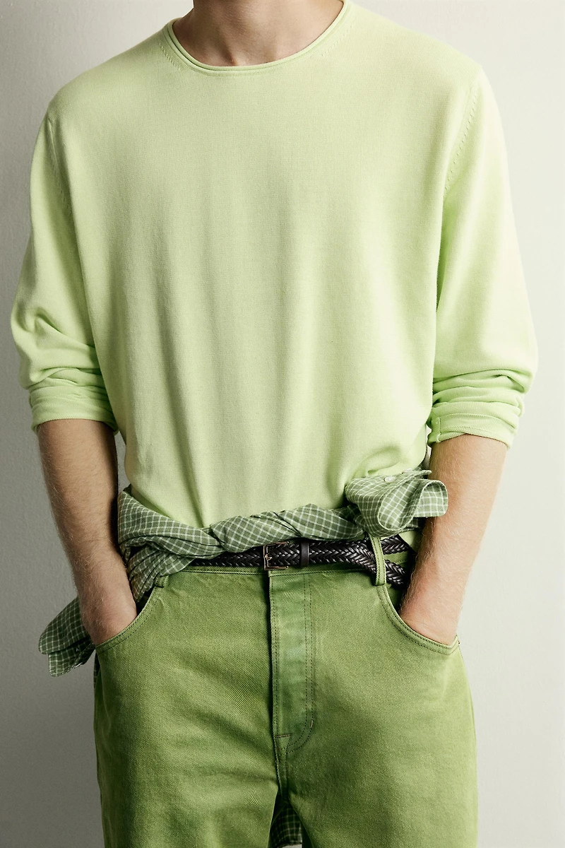 WASHED STRAIGHT-FIT JEANS