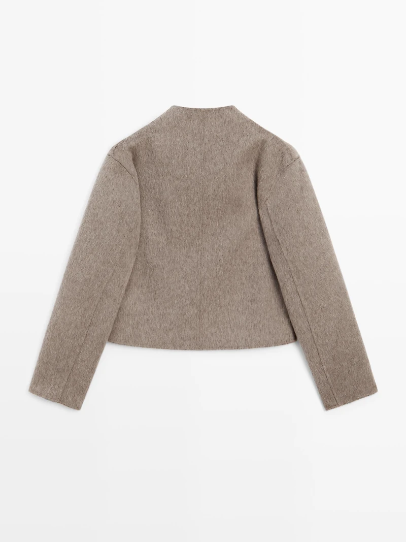 Manteau court finition brossée