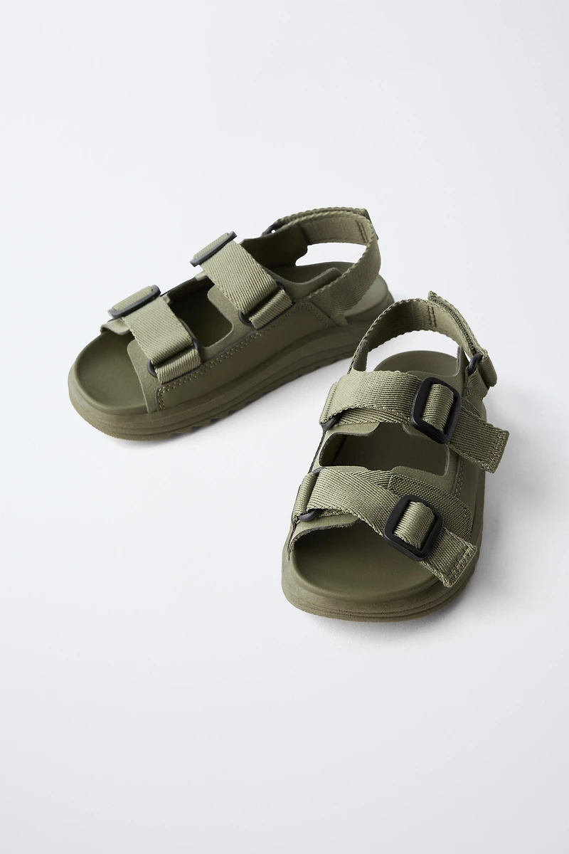 BUCKLED SANDALS