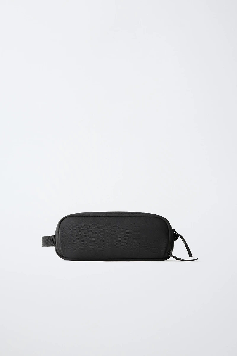 UEFA CHAMPIONS LEAGUE® GLOW-IN-THE-DARK POUCH