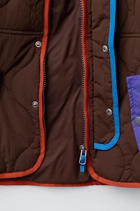 VESTE À DÉTAILS CONTRASTE