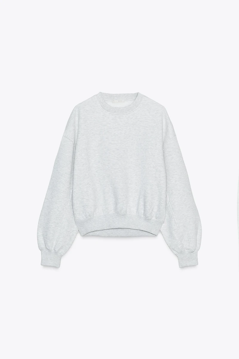 BASIC PLUSH SWEATSHIRT