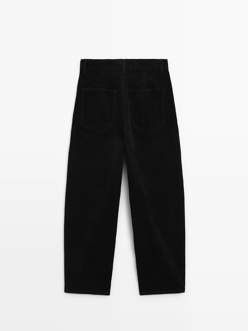 Pantalon barrel fit en velours côtelé