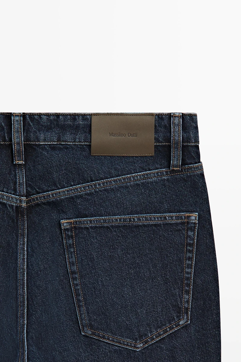Tapered fit jeans