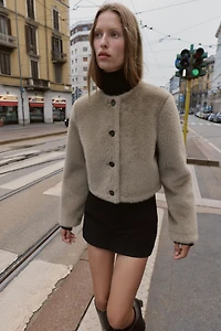 FAUX FUR SHORT JACKET