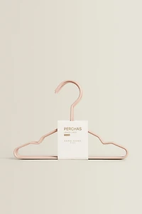 PACK OF RUBBERIZED BABY HANGERS (PACK 6)