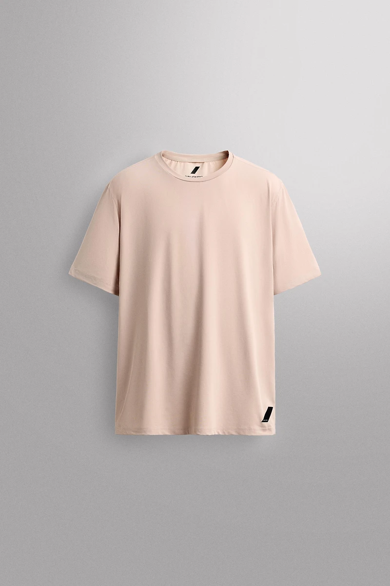 BASIC TECHNICAL T-SHIRT