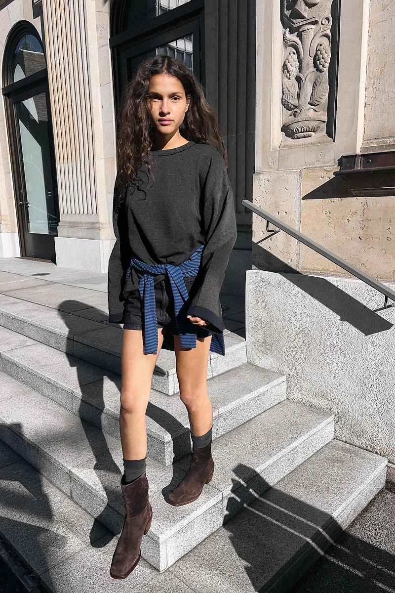 SPLIT LEATHER HEELED ANKLE BOOTS