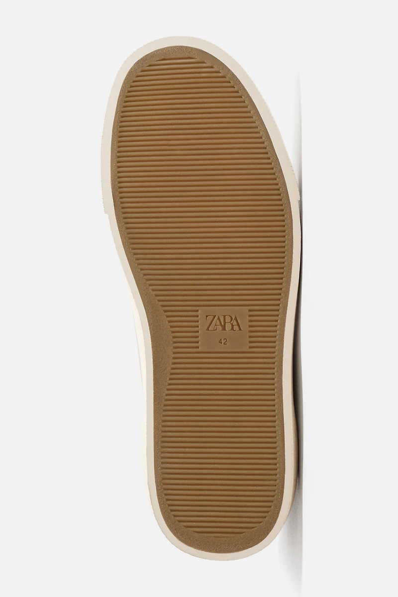 BASIC SNEAKERS