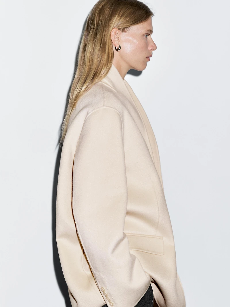 Manteau laine à col montant