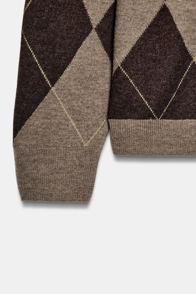 100% WOOL DIAMOND JUMPER
