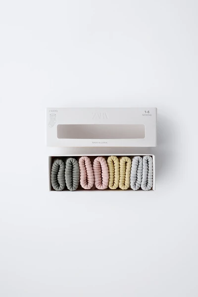 FOUR-PACK OF SOCKS BOX
