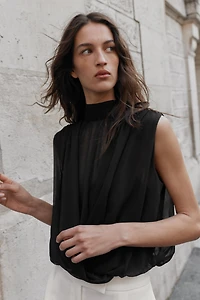 DRAPED BALLOON TOP
