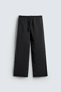 RELAXED FIT FLOWY PANTS