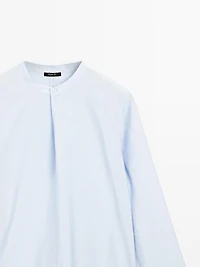 Long sleeve blouse with collar detail
